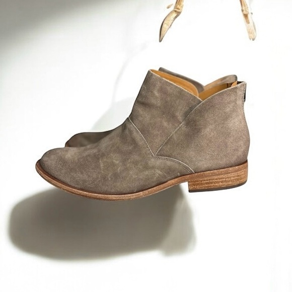 🌻Kork-Ease Suede Ryder Ankle Bootie Women's Size 8 | Very Little Wear - Picture 5 of 11